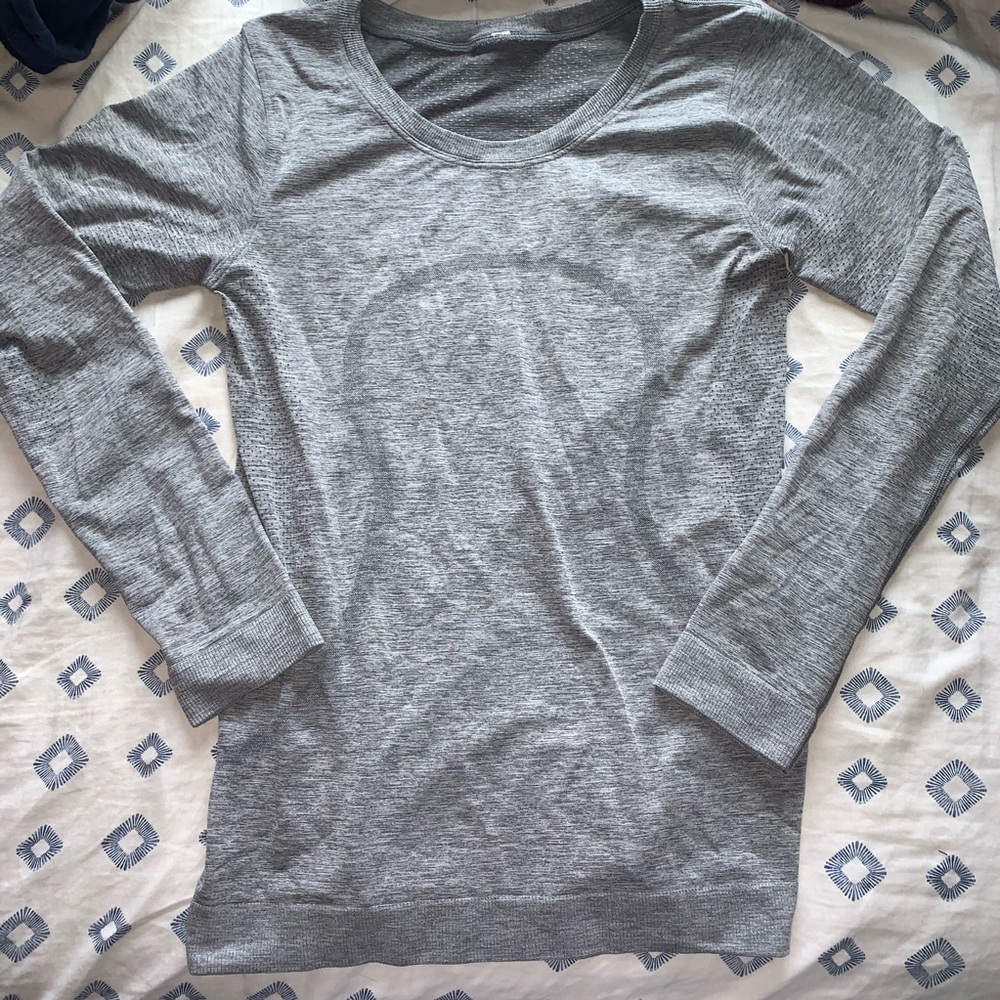 Lululemon Swiftly Long Sleeve-Relaxed